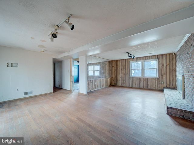 17211 USHER PL, Upper Marlboro, MD 20772