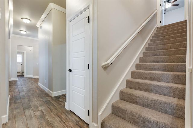 5521 Ledgestone Drive, Mustang, OK 73064