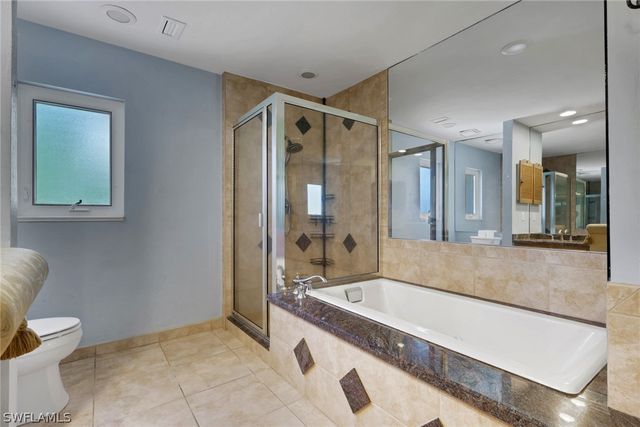 132 Johnnycake DR, Naples, FL 34110