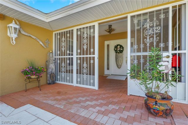 132 Johnnycake DR, Naples, FL 34110