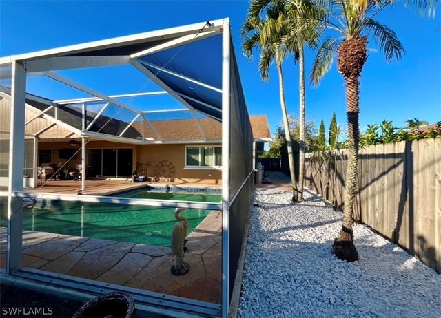 132 Johnnycake DR, Naples, FL 34110