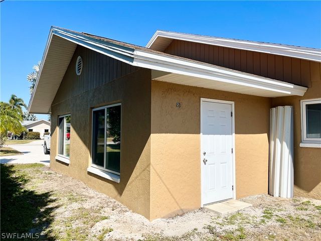 132 Johnnycake DR, Naples, FL 34110