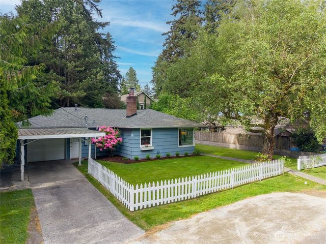 3418 NE 156th Street, Lake Forest Park, WA 98155