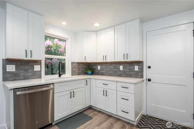 3418 NE 156th Street, Lake Forest Park, WA 98155