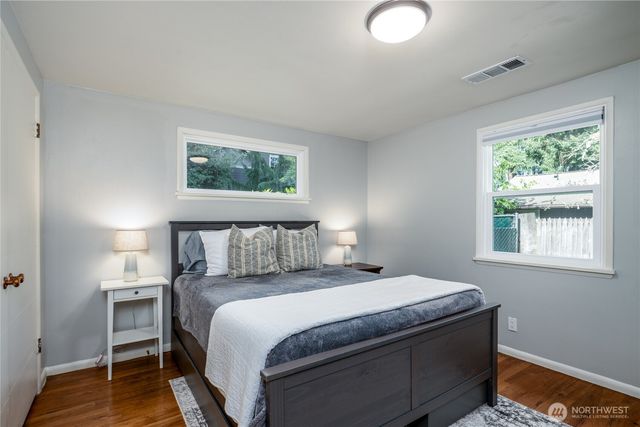 3418 NE 156th Street, Lake Forest Park, WA 98155