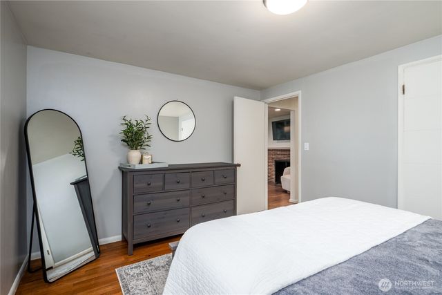 3418 NE 156th Street, Lake Forest Park, WA 98155