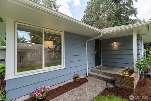 3418 NE 156th Street, Lake Forest Park, WA 98155