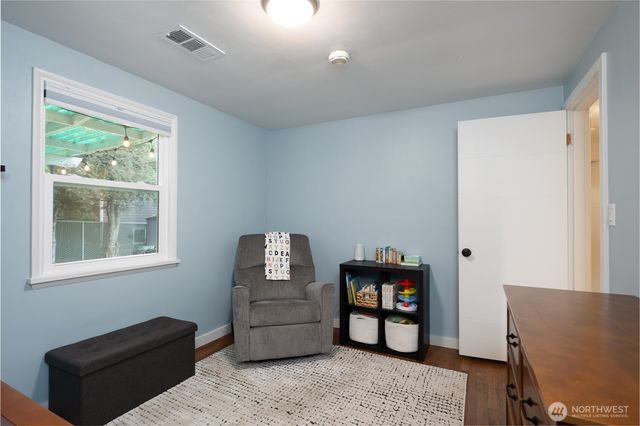 3418 NE 156th Street, Lake Forest Park, WA 98155