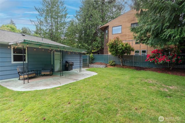 3418 NE 156th Street, Lake Forest Park, WA 98155