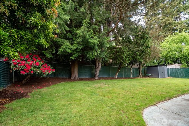 3418 NE 156th Street, Lake Forest Park, WA 98155