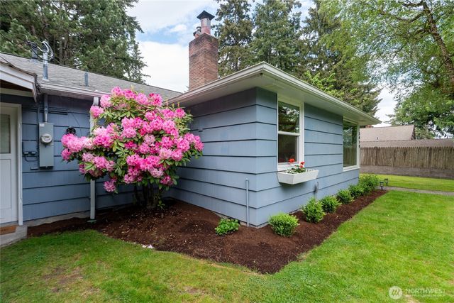 3418 NE 156th Street, Lake Forest Park, WA 98155