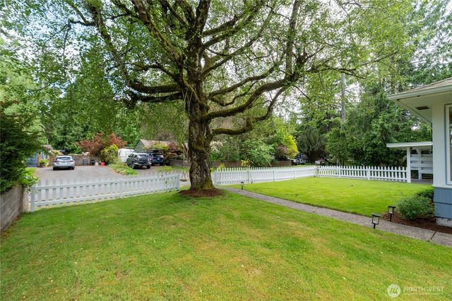 3418 NE 156th Street, Lake Forest Park, WA 98155