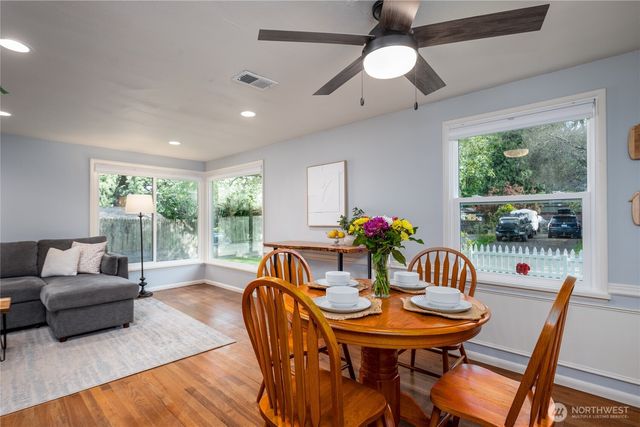 3418 NE 156th Street, Lake Forest Park, WA 98155