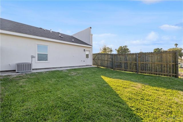 1324 N Abesam Avenue, Edinburg, TX 78542