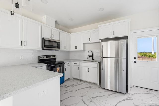 1324 N Abesam Avenue, Edinburg, TX 78542