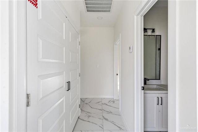 1324 N Abesam Avenue, Edinburg, TX 78542