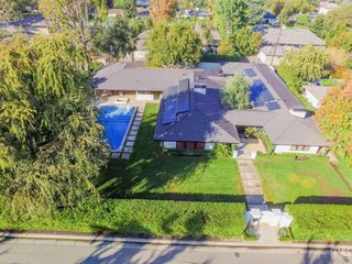 2221 Myrtle Street, Bakersfield, CA 93301