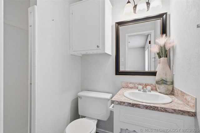 661 E 133rd Place, Glenpool, OK 74033