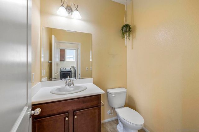 40940 Lacroix Ave, Murrieta, CA 92562