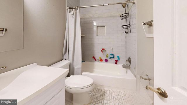 5105 KENSIDE CT, Annandale, VA 22003