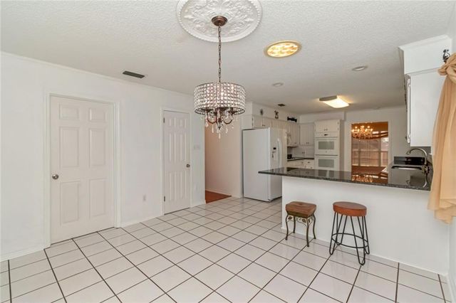 1200 Hillcrest Crossing E, Mobile, AL 36695