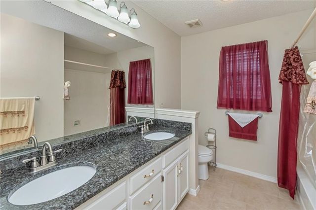 1200 Hillcrest Crossing E, Mobile, AL 36695