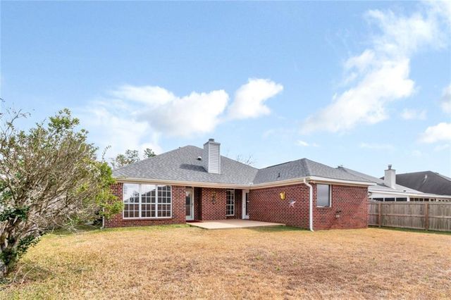 1200 Hillcrest Crossing E, Mobile, AL 36695