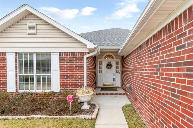 1200 Hillcrest Crossing E, Mobile, AL 36695