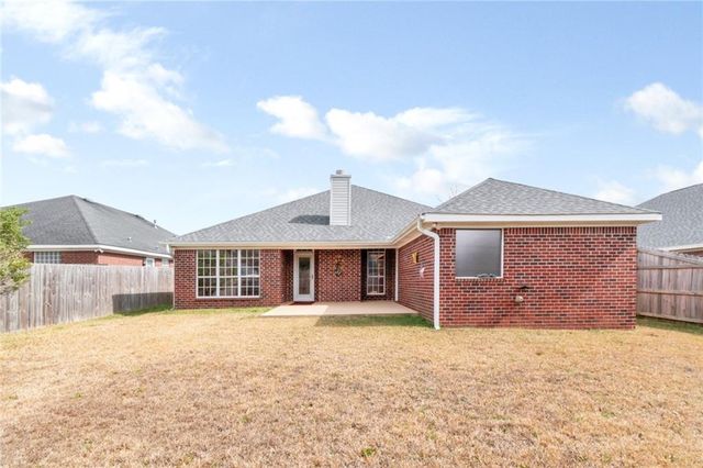 1200 Hillcrest Crossing E, Mobile, AL 36695