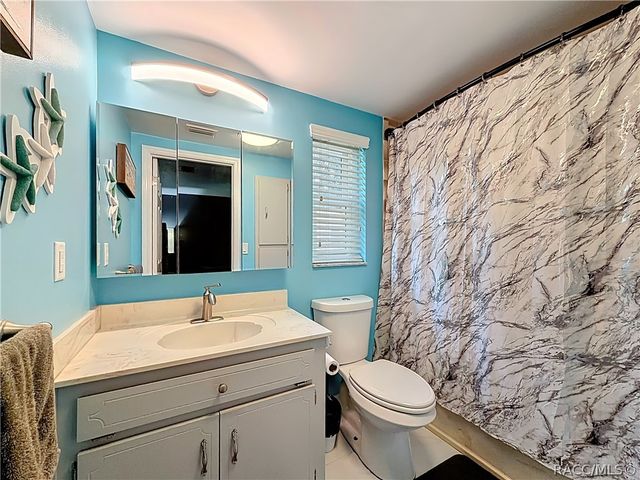 23 Sweetgum Court S, Homosassa, FL 34446