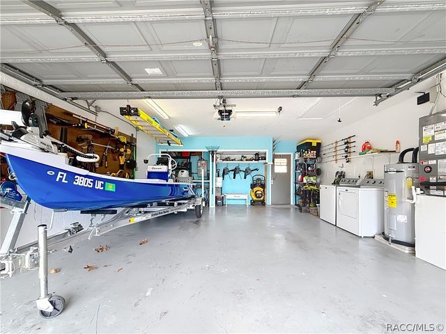 23 Sweetgum Court S, Homosassa, FL 34446