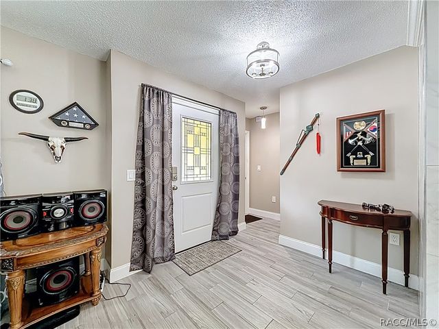 23 Sweetgum Court S, Homosassa, FL 34446
