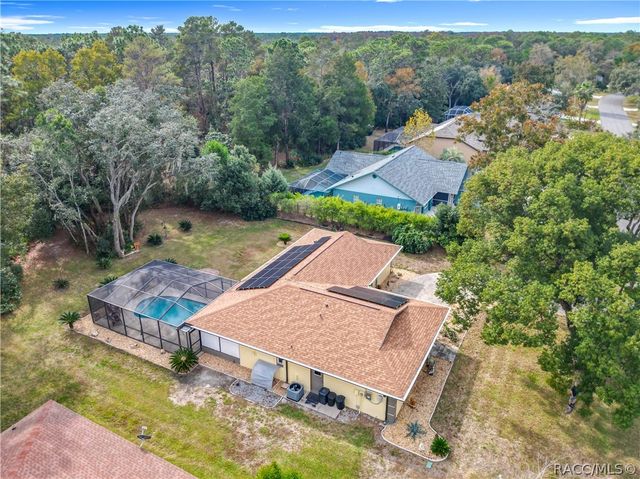 23 Sweetgum Court S, Homosassa, FL 34446