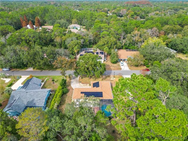 23 Sweetgum Court S, Homosassa, FL 34446