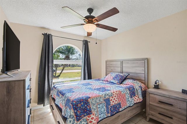 1241 HARCROSS LANE, Deltona, FL 32738