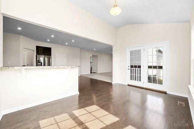 8158 Valley Crossing Drive, Colerain Twp, OH 45247