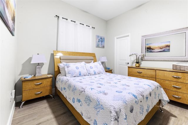 2047 ROSELAWN STREET, Sarasota, FL 34231