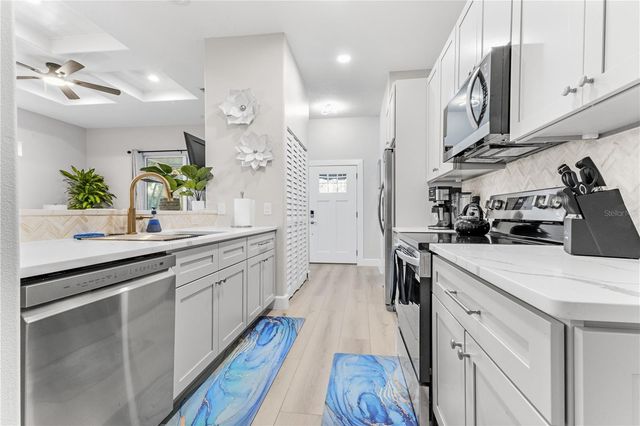 2047 ROSELAWN STREET, Sarasota, FL 34231