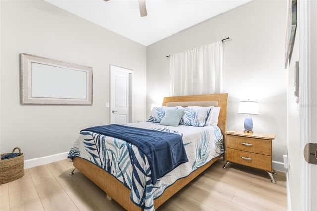 2047 ROSELAWN STREET, Sarasota, FL 34231