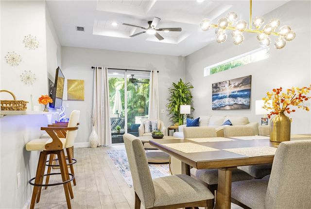 2047 ROSELAWN STREET, Sarasota, FL 34231