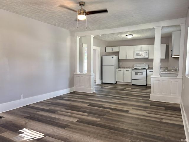 811 W FOSTER Street, Kokomo, IN 46902