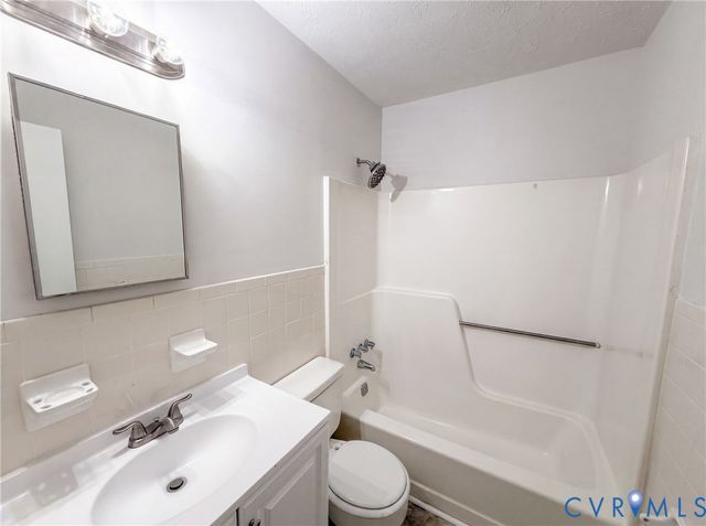 7397 Shady Grove Rd, Mechanicsville, VA 23111