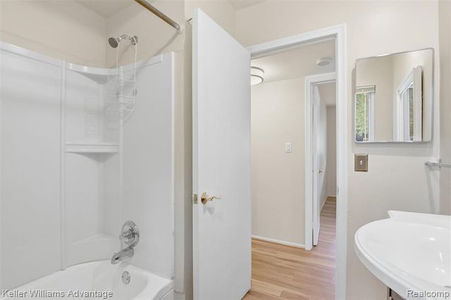 23645 Ripple, Novi, MI 48375