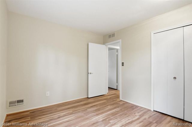 23645 Ripple, Novi, MI 48375