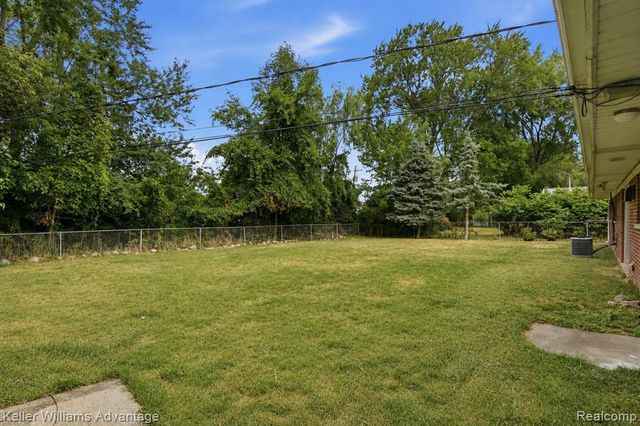 23645 Ripple, Novi, MI 48375