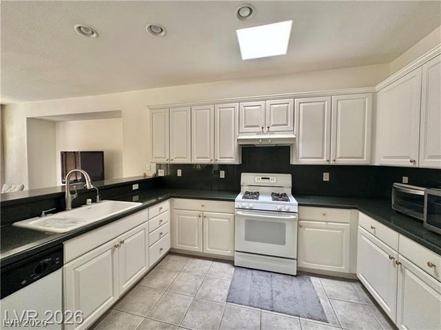 4373 Carta Luna, Las Vegas, NV 89135