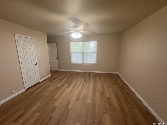 927 Rustling Cv, San Antonio, TX 78251