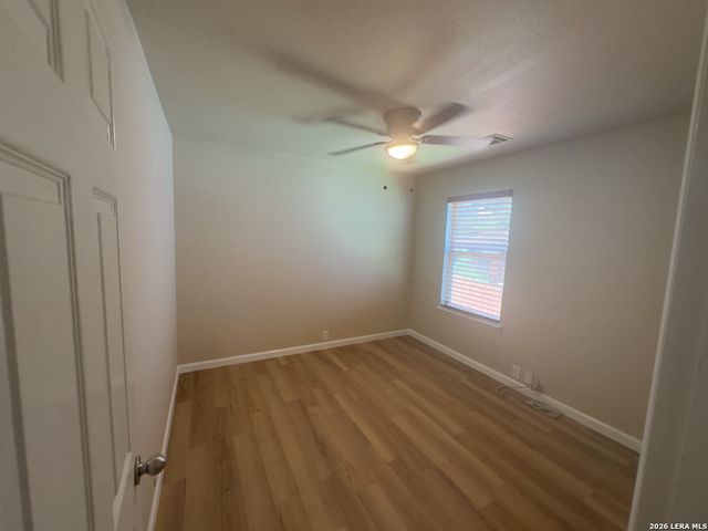 927 Rustling Cv, San Antonio, TX 78251