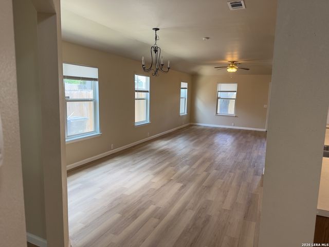 927 Rustling Cv, San Antonio, TX 78251