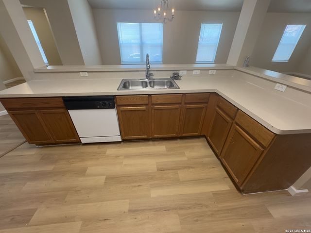 927 Rustling Cv, San Antonio, TX 78251
